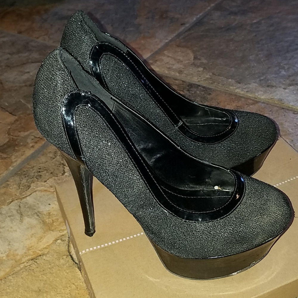 Stiletto - Picture 7 of 8